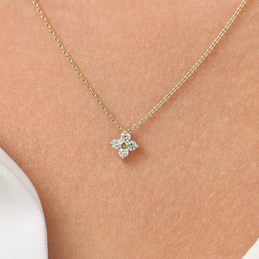 0.14CTW Diamond Clover Necklace