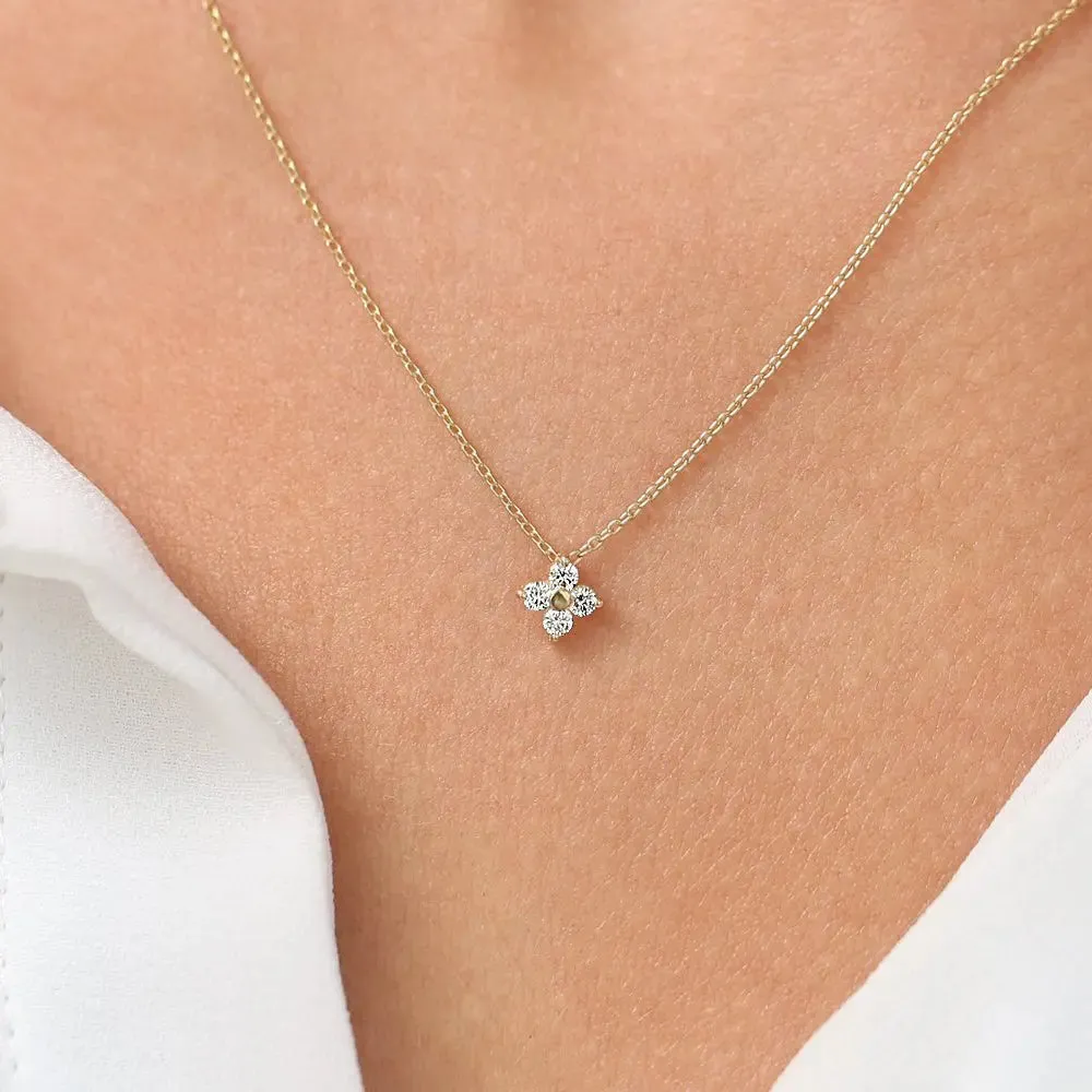 0.14CTW Diamond Clover Necklace