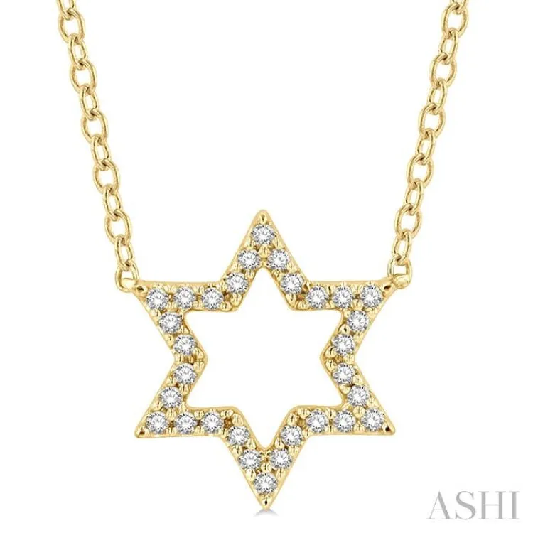 1/10 Ctw Star of David Petite Round Cut Diamond Fashion Pendant With Chain in 10K Yellow Gold