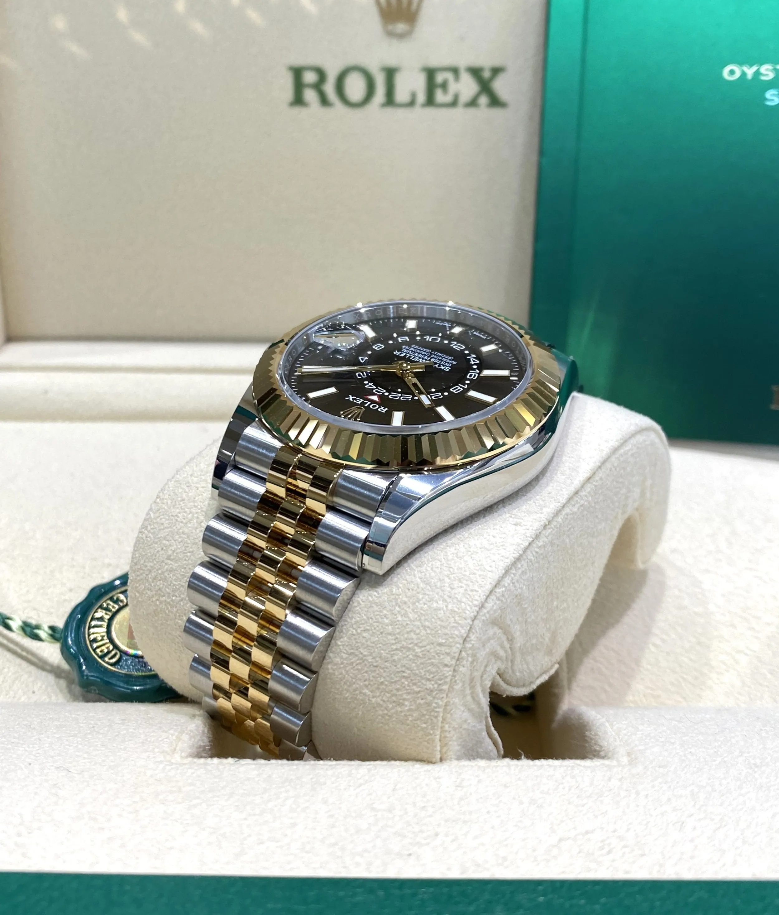 2022 Rolex Sky-Dweller 326933