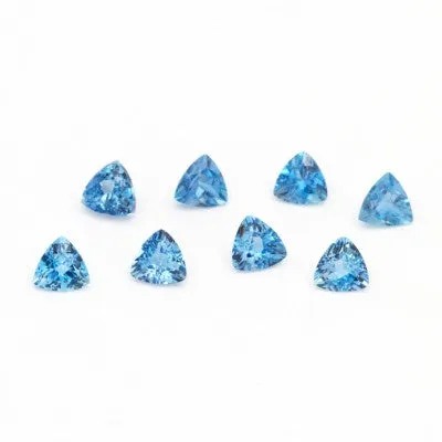 4 to 8mm Blue AAA Aquamarine Trillions