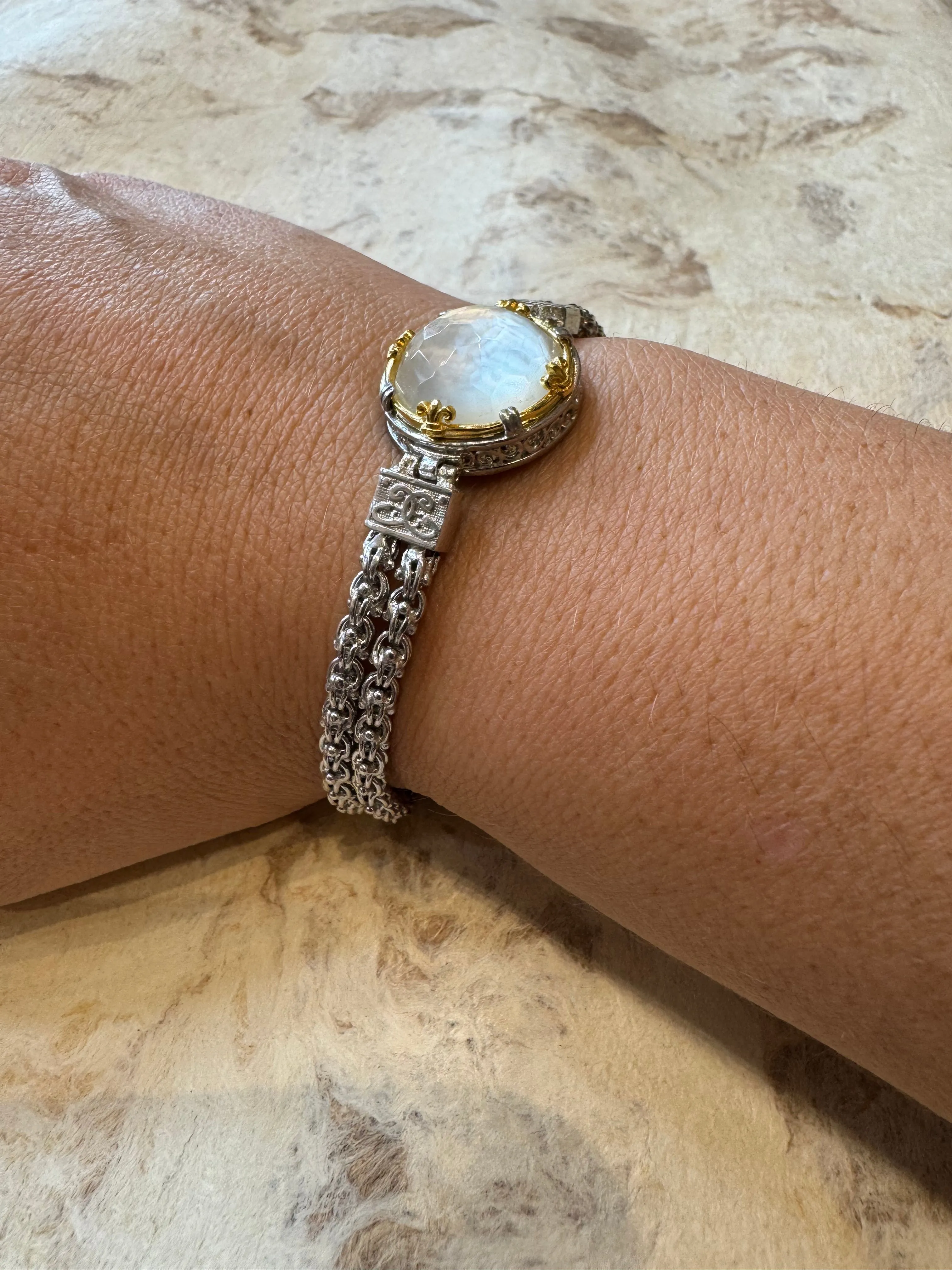 AT 816BT-MOP MOTHER OF PEARL BRACELET