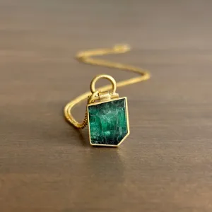 Emerald Slice Flag Pendant