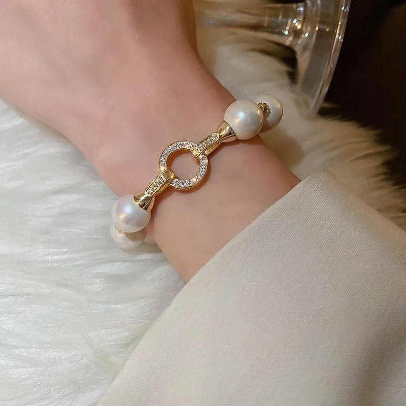 New natural pearl luxury bracelet for women's classic