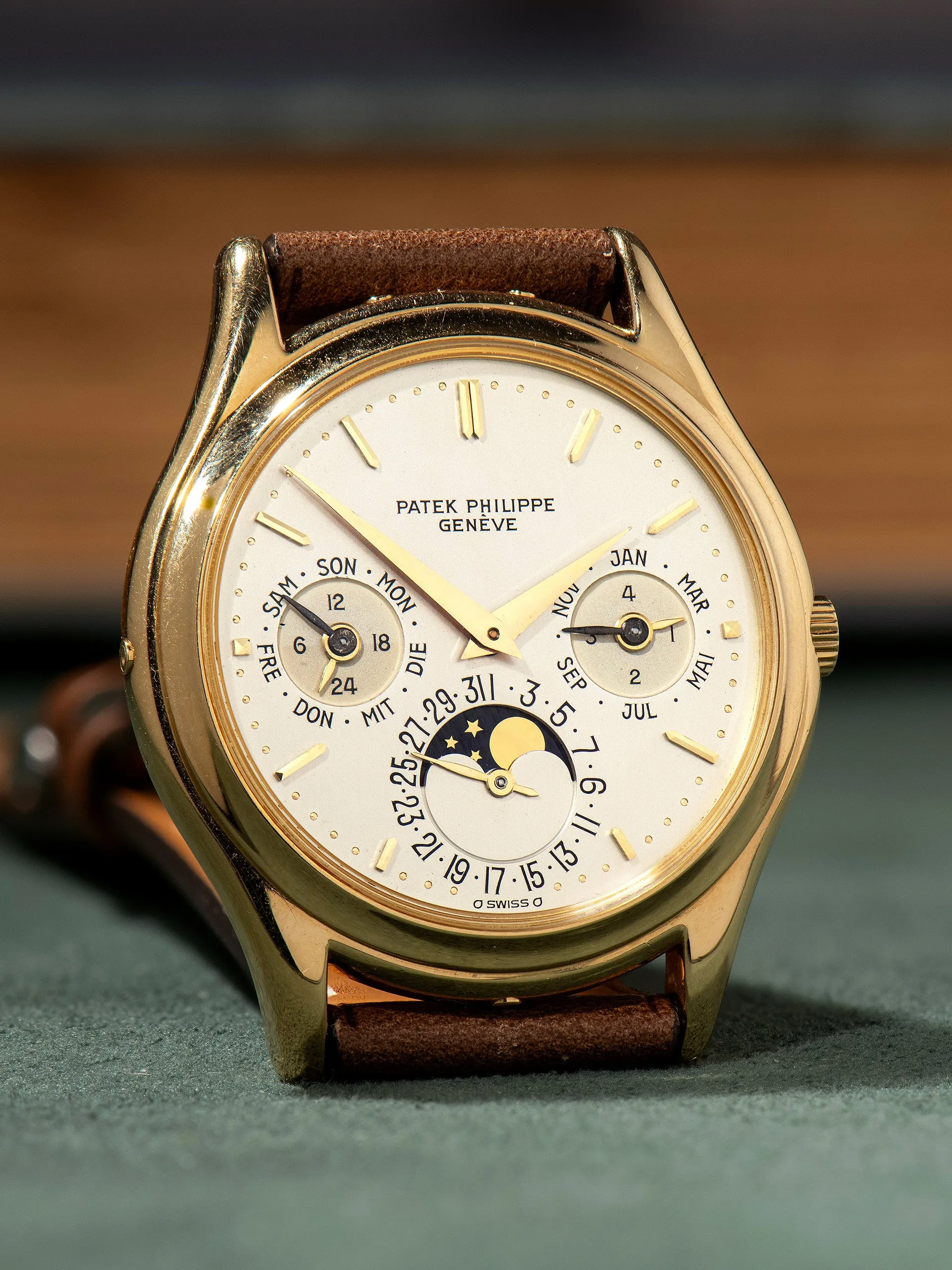 "1st Series" 1987 Patek Philippe Perpetual Calendar Moonphase (Ref. 3940J) 18K YG W/ Extract From The Archive